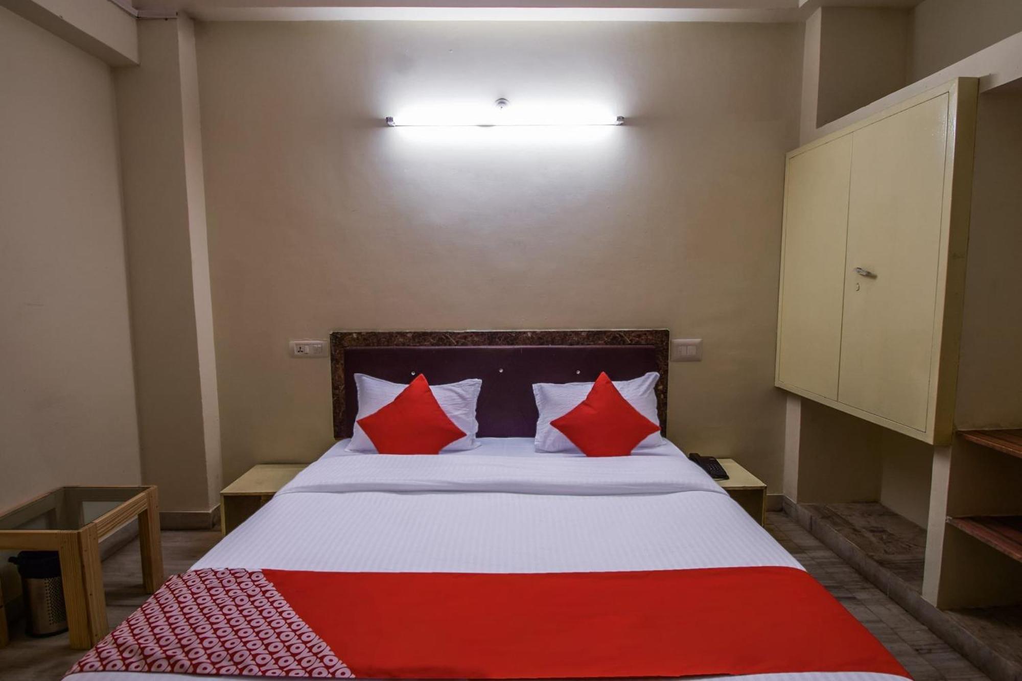 Hotel O Seema อุเดเปอร์ ภายนอก รูปภาพ
